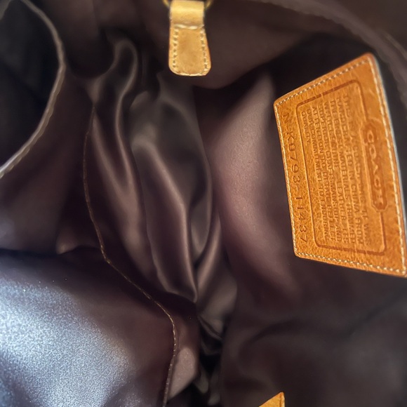 Coach Bleeker Bucket Bag - Picture 8 of 9